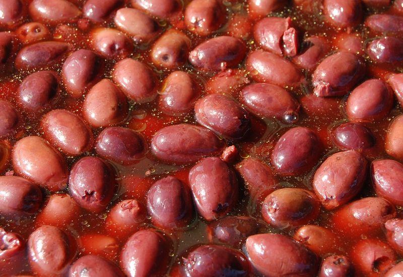 Azeitonas negras desnucaradas em salmoura Biológico. Quantidade de preenchimento 20kg ATG 11kg